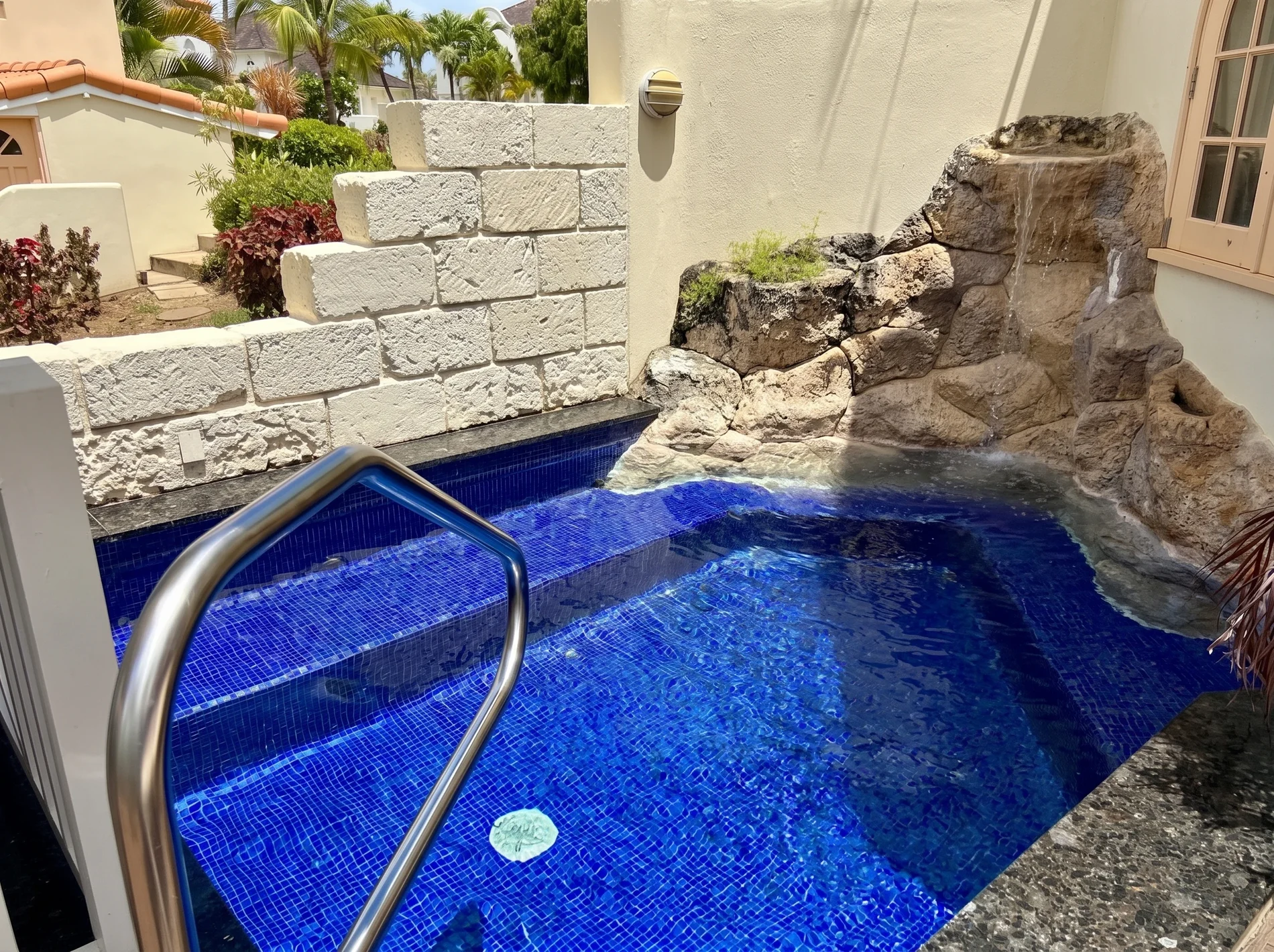 Private plunge pool